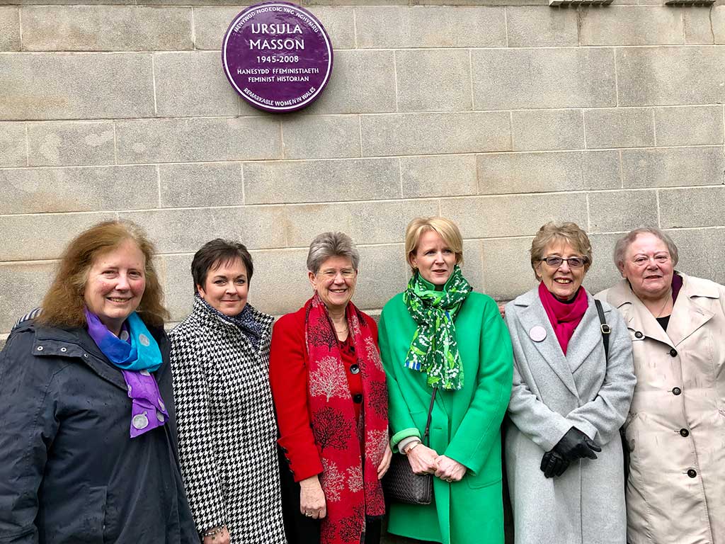 Purple-plaque-Cardiff
